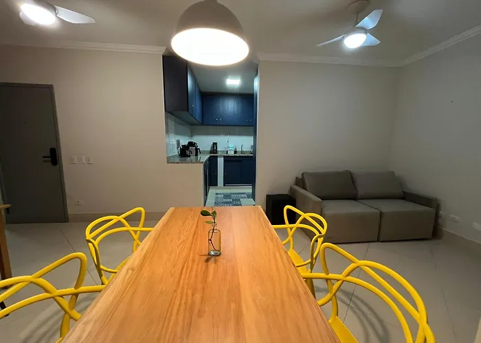 2 Dorms com ar split nos quartos, piscina, Wi-fi e 5min a pé da Praia do Itaguá Ubatuba